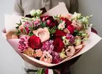 Seizoensboeket gemengde roze bloemen - 50 EUR - image 1